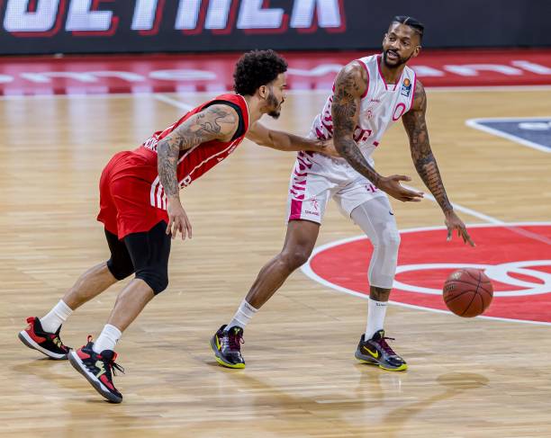 找到配合默 找到配合默