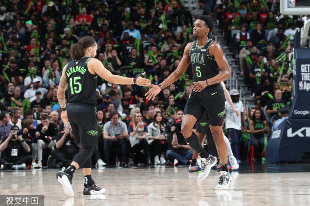 他正感染着 他正感染着